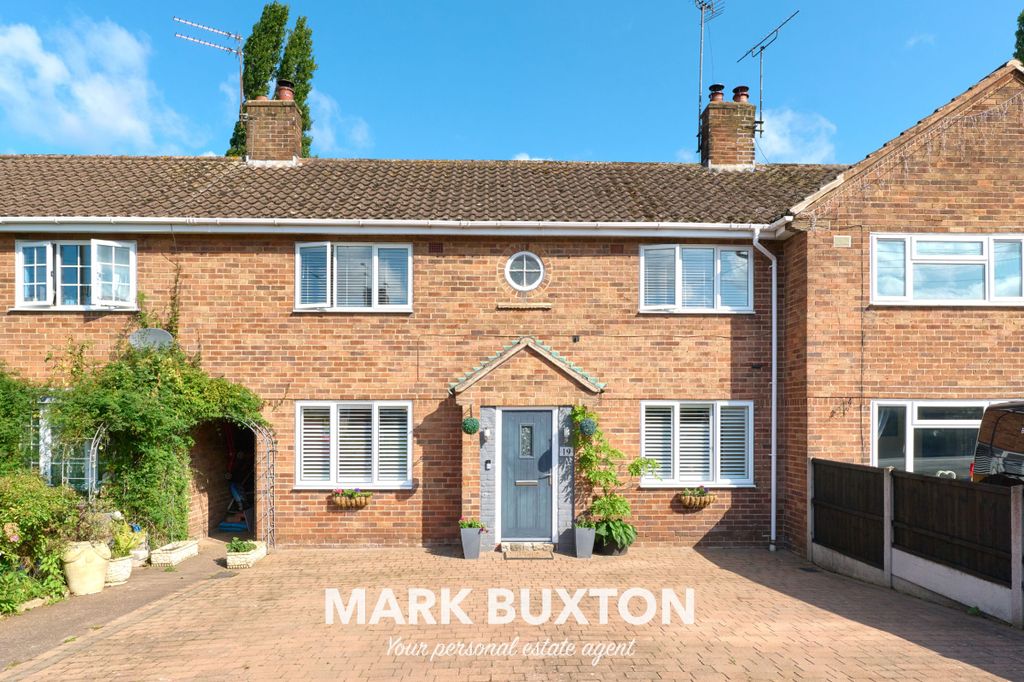 Property photo 2 of 35