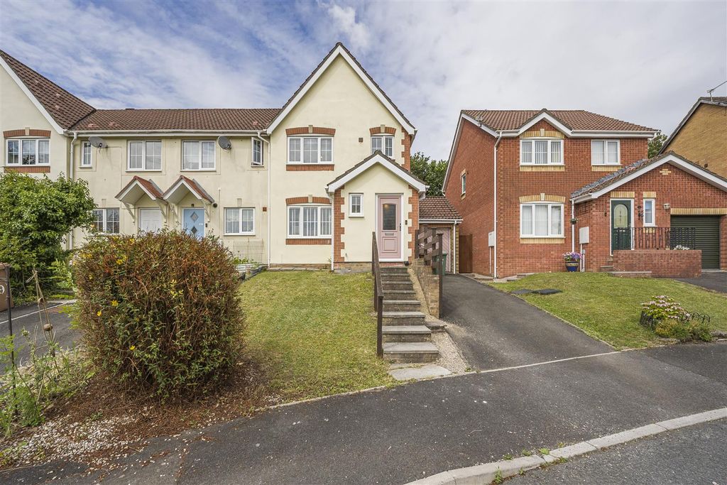 Property photo 1 of 14 14-A7408289.Jpg