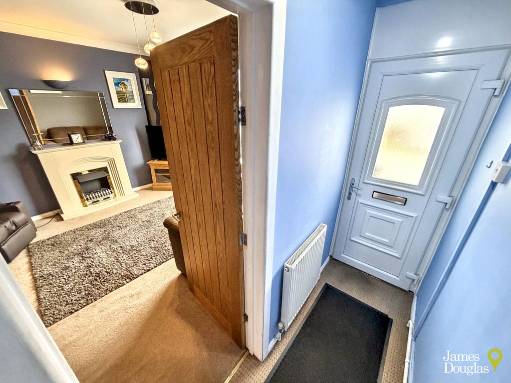 Property photo 3 of 20 Eh1