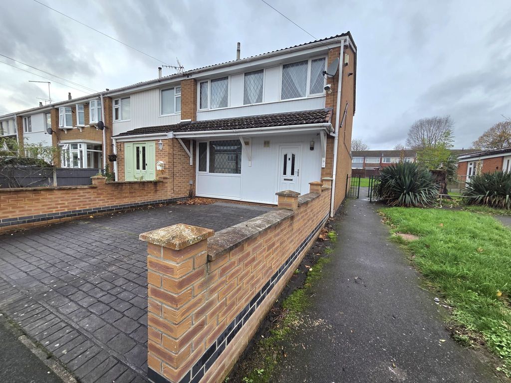 Property photo 2 of 24