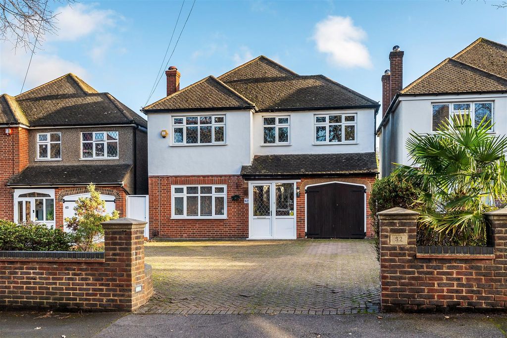 Property photo 1 of 27 62-The-Crescent-6.Jpg