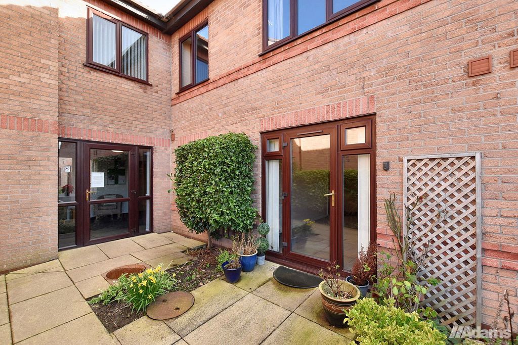 Property photo 1 of 15
