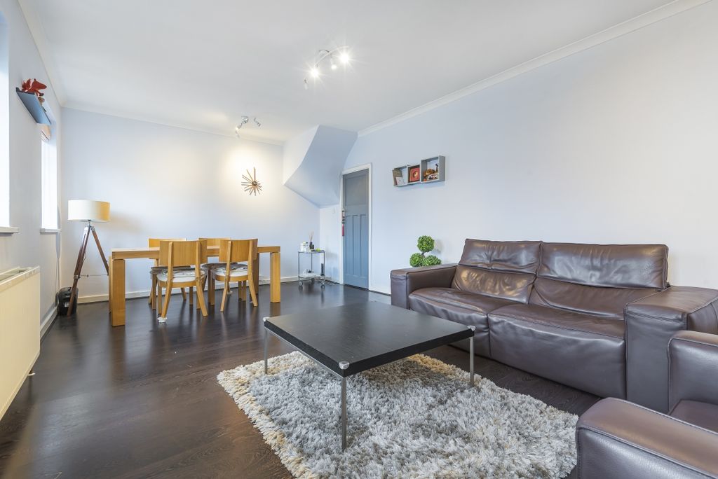 Property photo 1 of 6 572490 (2)