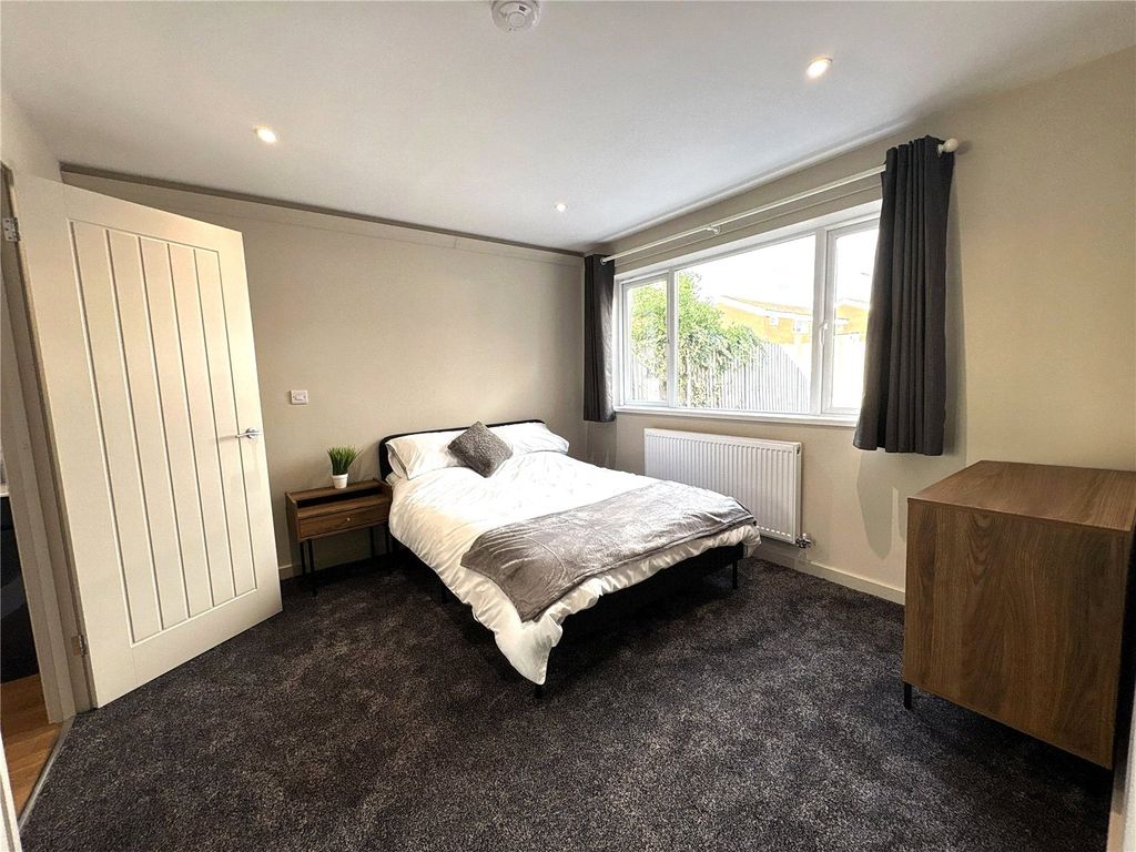 Property photo 1 of 53 Picture No. 47