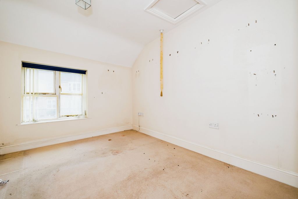 Property photo 2 of 11 Photography