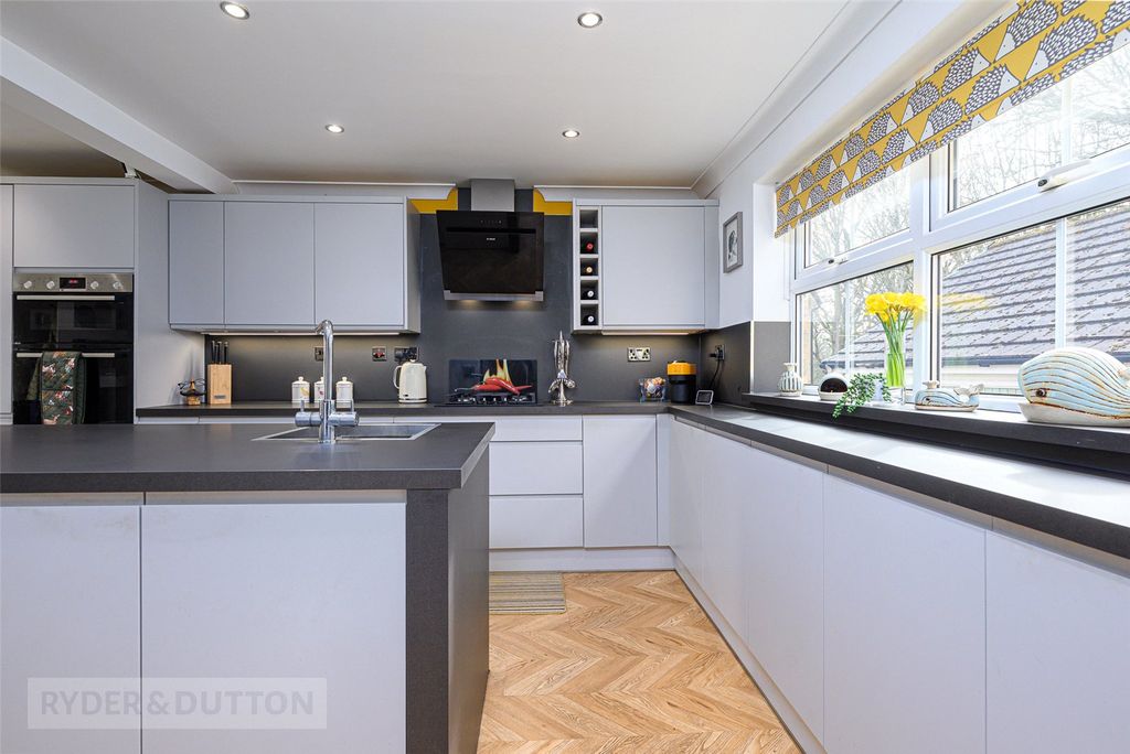 Property photo 3 of 22 Kitchen Diner