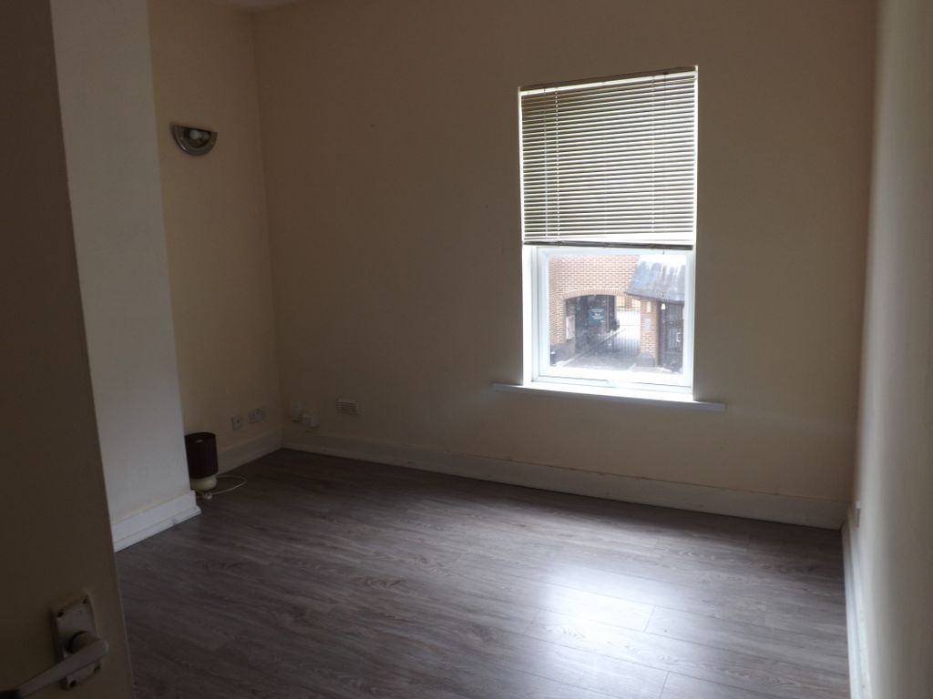 Property photo 2 of 3