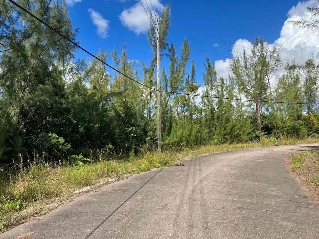 Property photo 2 of 9