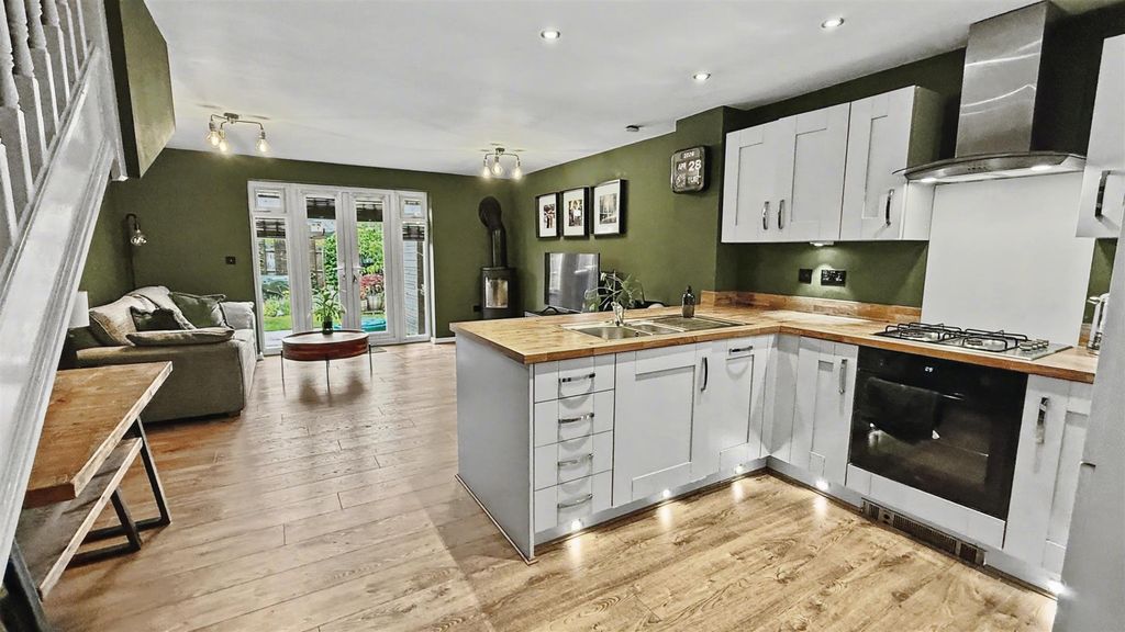 Property photo 2 of 19 Img_0406.Jpeg