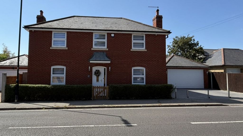 Property photo 1 of 41