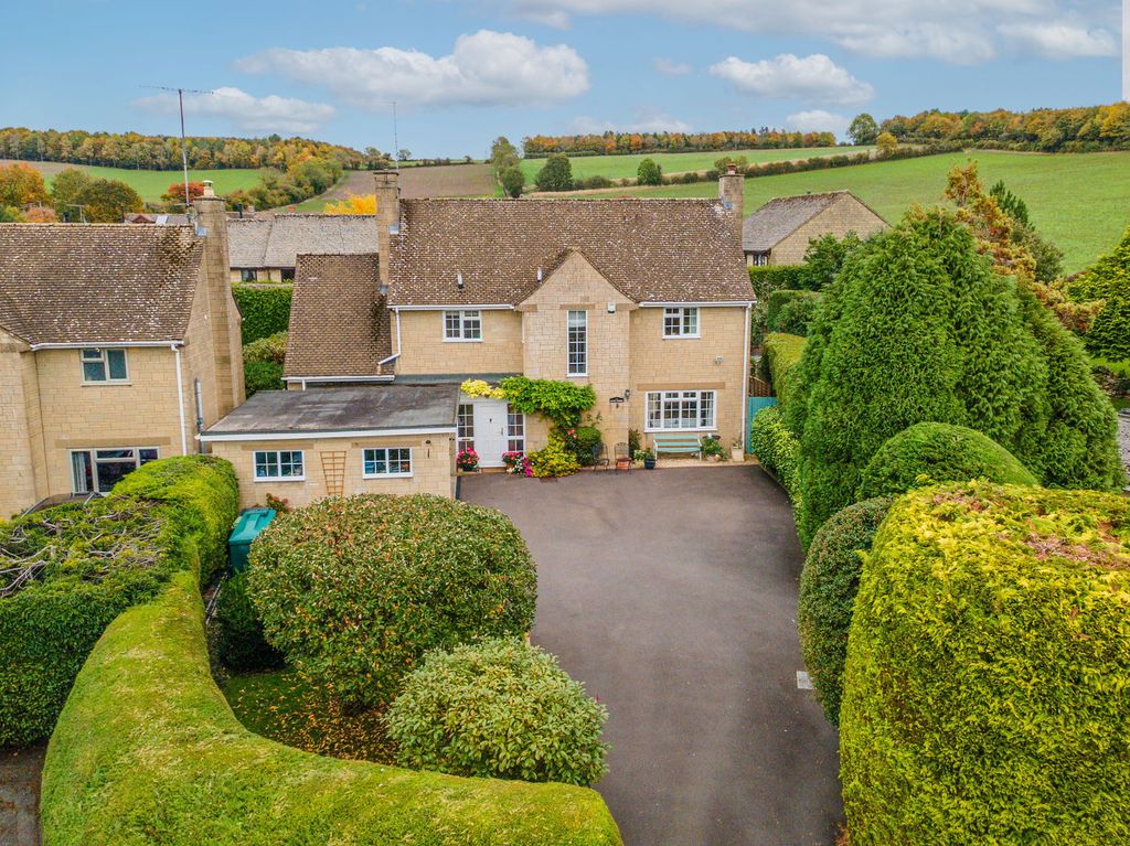 Property photo 1 of 42