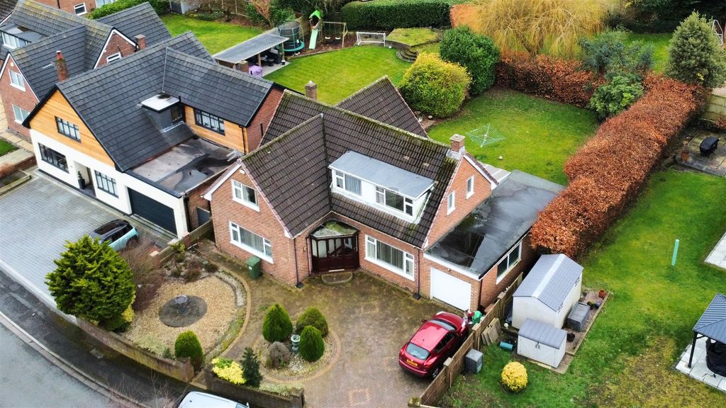 Property photo 1 of 31 Villiers Crescent