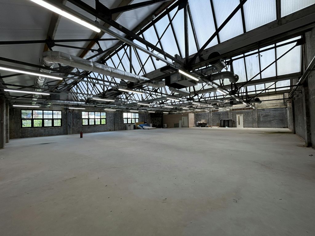 Property photo 3 of 8 Img_2093.Jpg