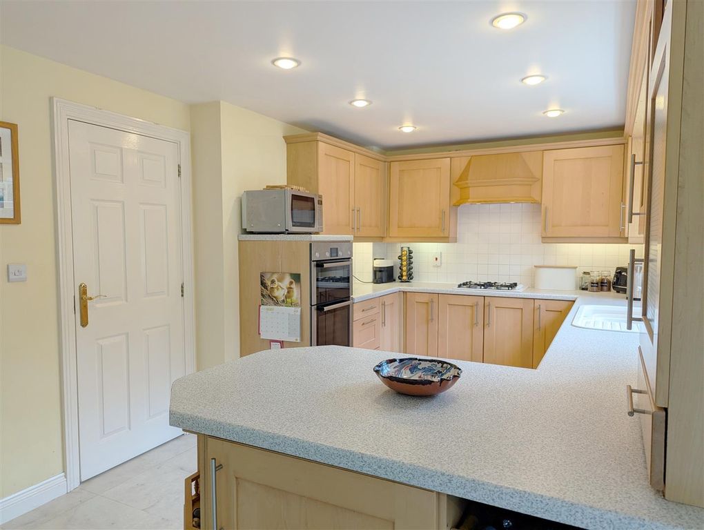 Property photo 3 of 41 Kitch 1.Jpg