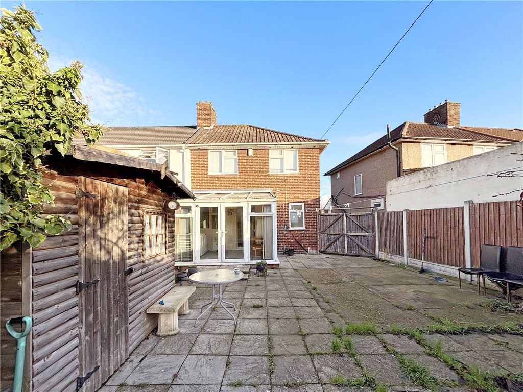 Property photo 2 of 10 Rear Garden