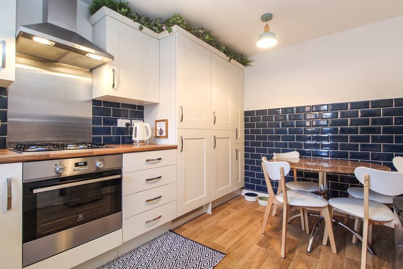 Property photo 3 of 16 Kitchen/Diner