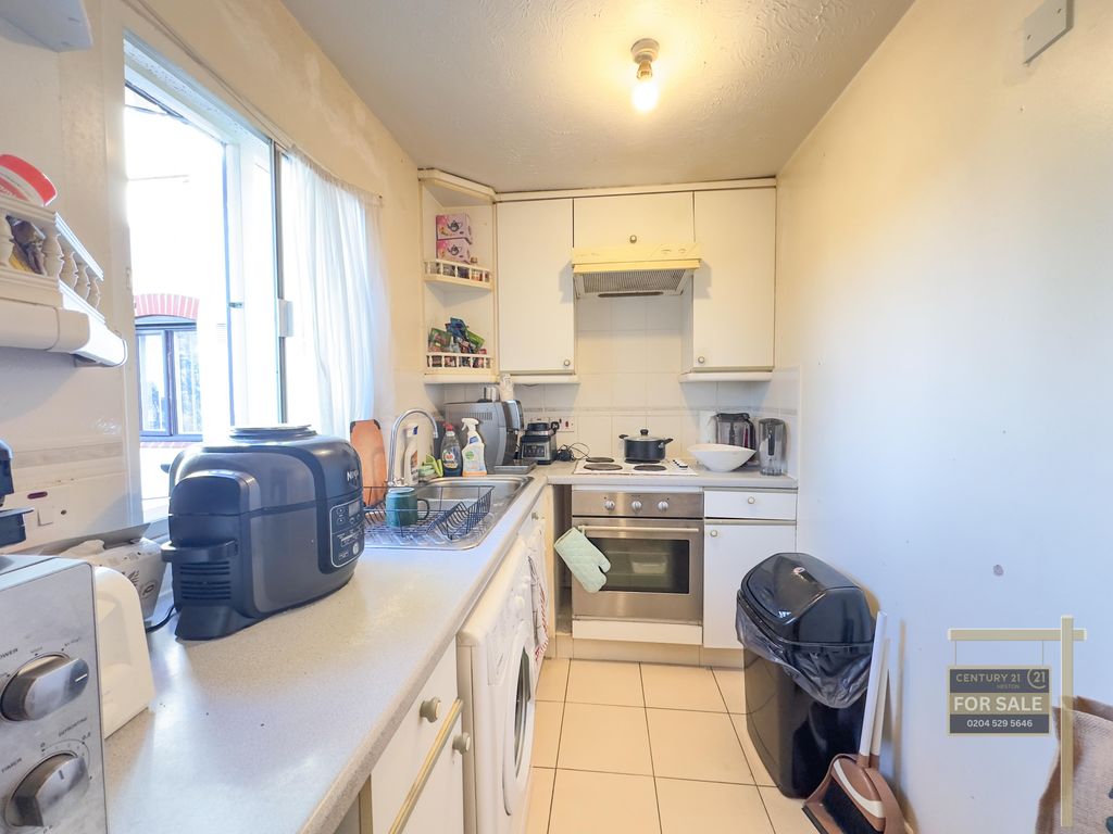 Property photo 3 of 6