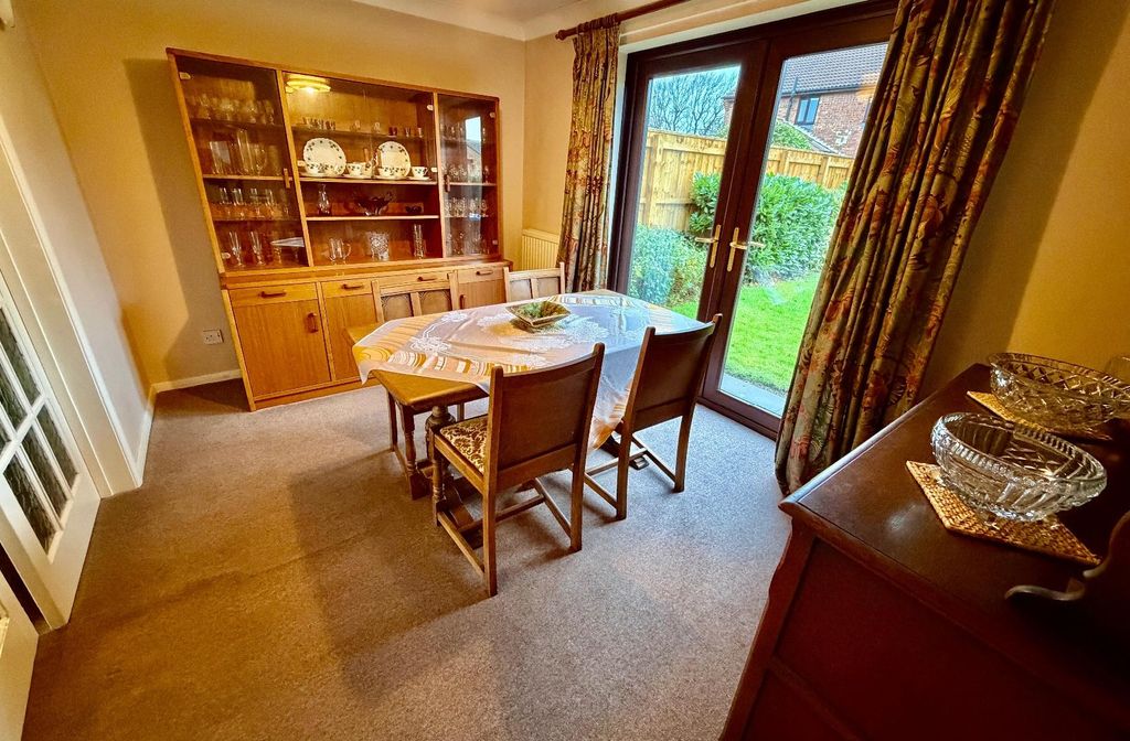 Property photo 3 of 12 Dining Room