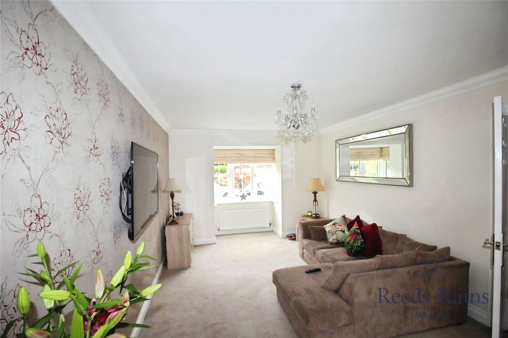 Property photo 3 of 13 Picture No. 27