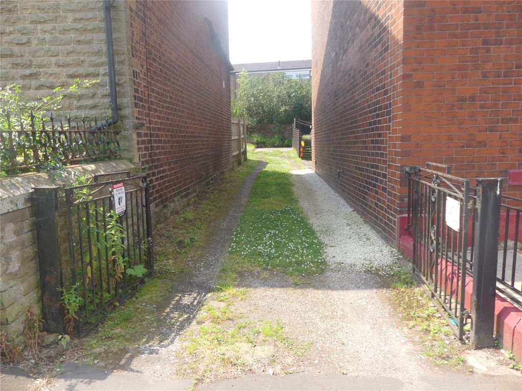 Property photo 2 of 11 Picture No. 02