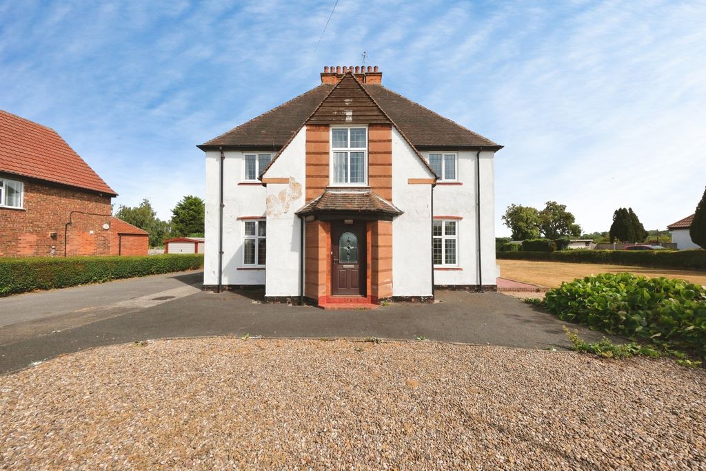Property photo 1 of 19 Pbox-Img.Jpg