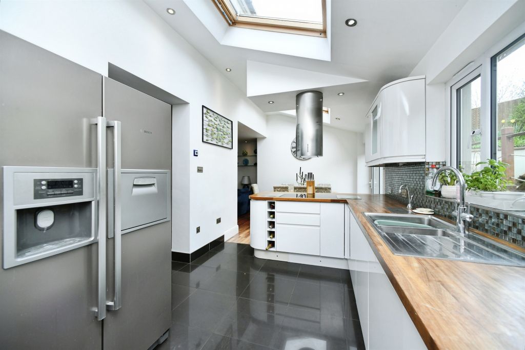 Property photo 3 of 29