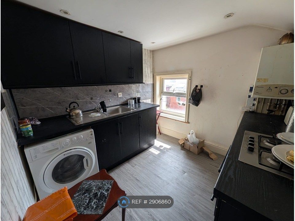 Property photo 3 of 4