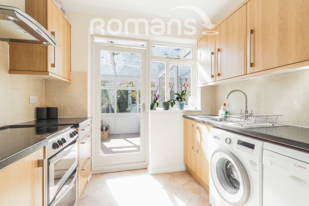 Property photo 2 of 11 c5E53Cdd-4B19-469B-A