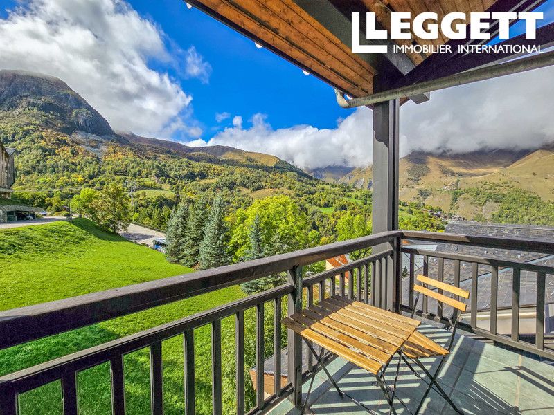 Property photo 3 of 10