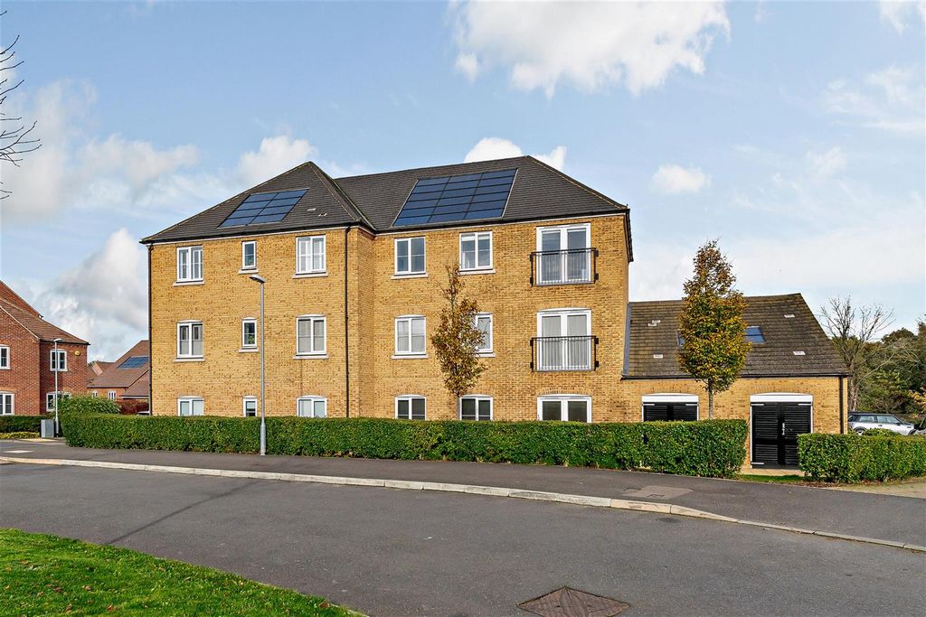 Property photo 1 of 13