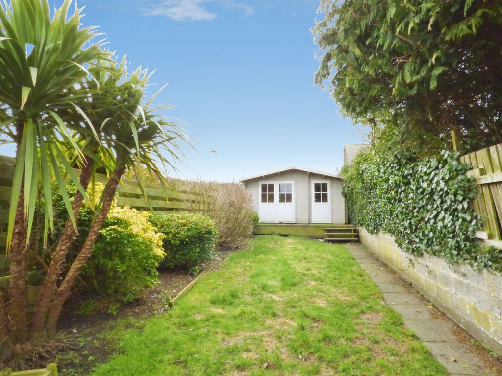 Property photo 2 of 28 Rear Garden