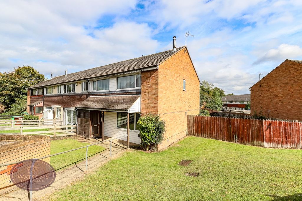 Property photo 1 of 29