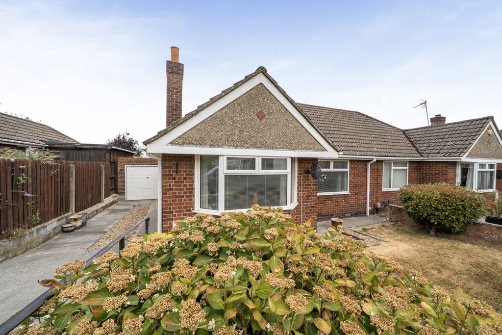 Property photo 1 of 12 150944414