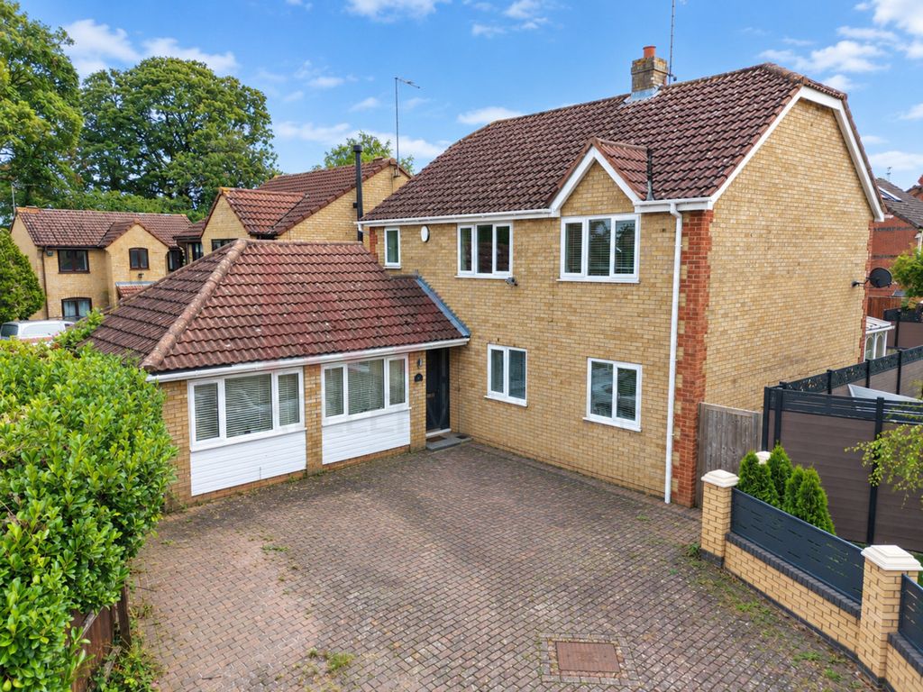 Property photo 2 of 19