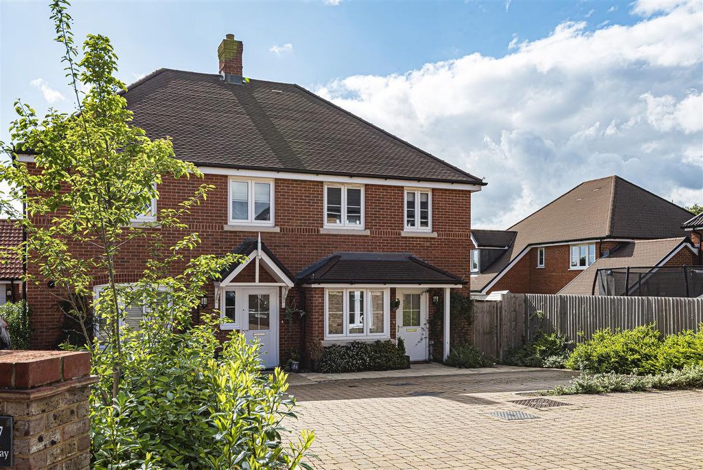 Property photo 1 of 17 852402 (12).Jpg