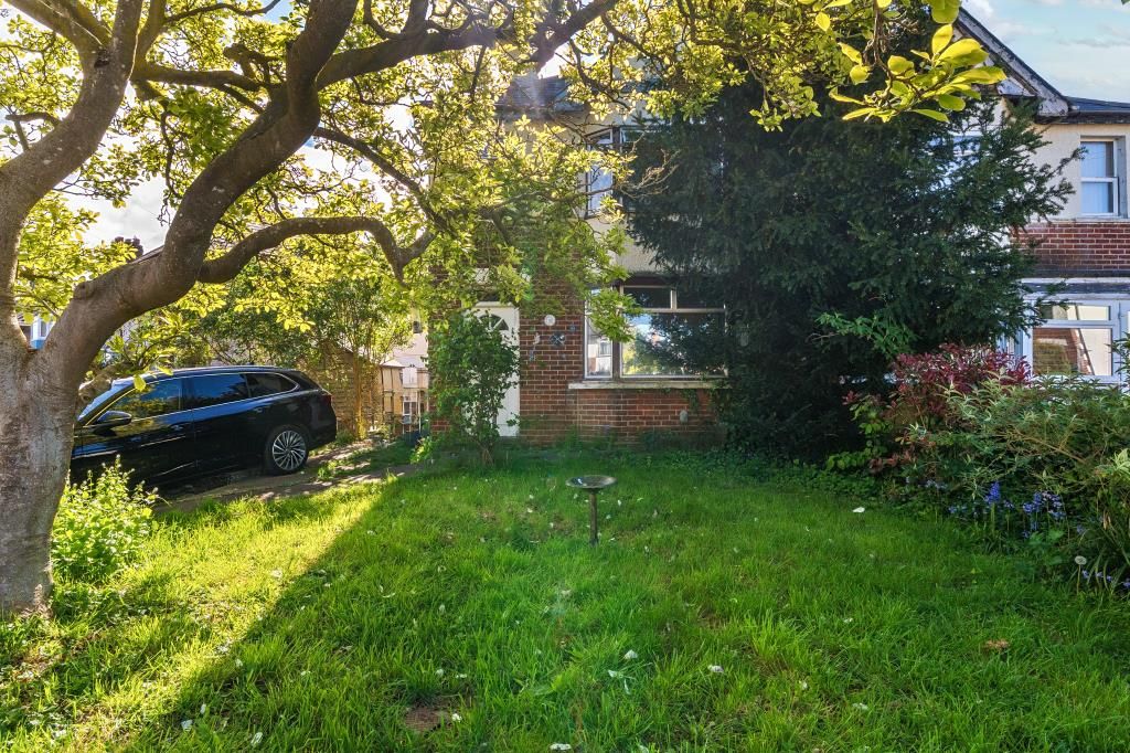 Property photo 3 of 21 External