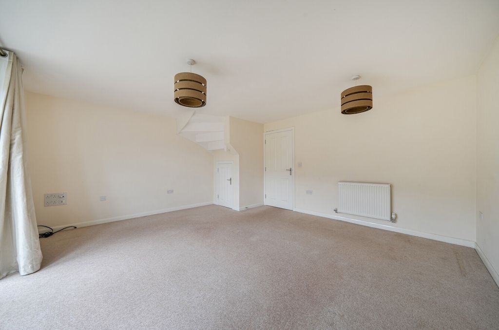 Property photo 3 of 21 1478935-9-6A33B90...