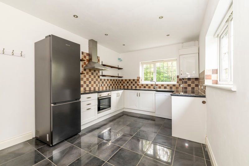 Property photo 2 of 14 Photo 1