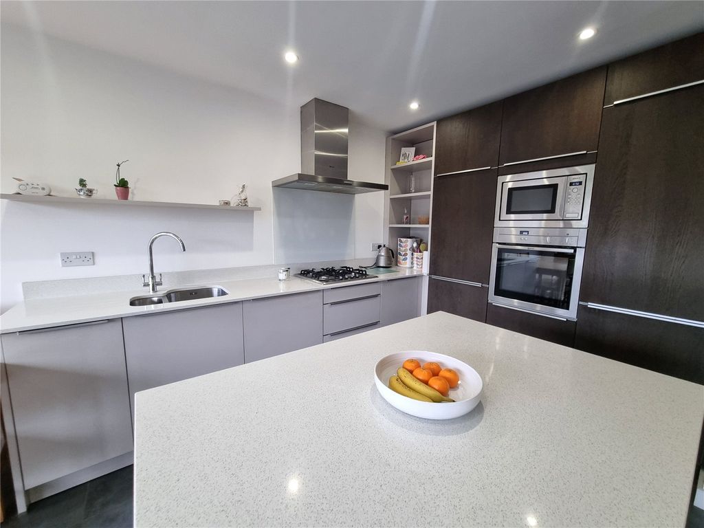 Property photo 2 of 26 Kitchen