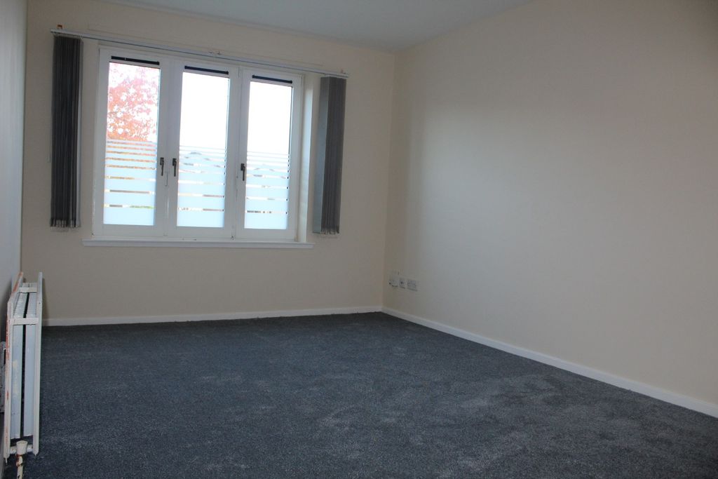 Property photo 2 of 12 Photo 2