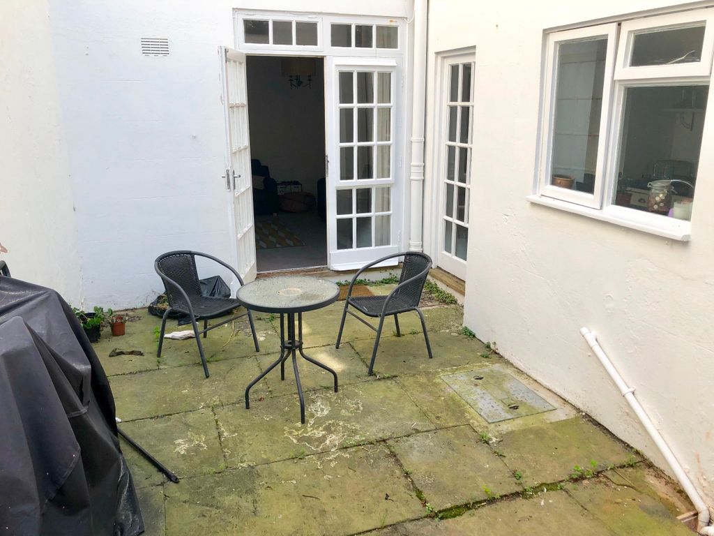 Property photo 3 of 13