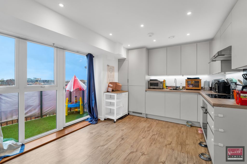 Property photo 2 of 15 Dsc02035