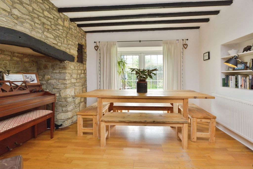 Property photo 3 of 29
