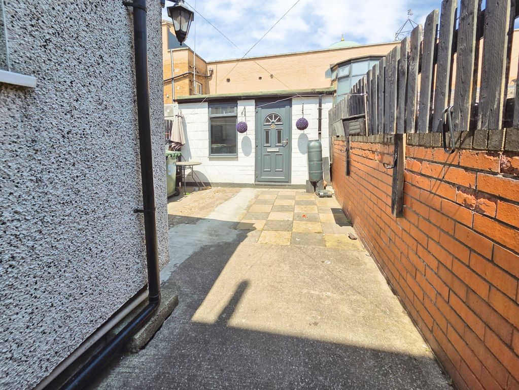Property photo 3 of 11 Fae24A8B-1000149176