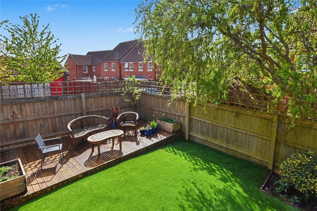 Property photo 2 of 23 Picture No. 09