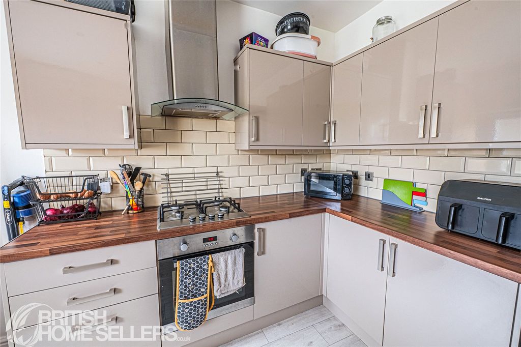 Property photo 2 of 22 Picture No. 03