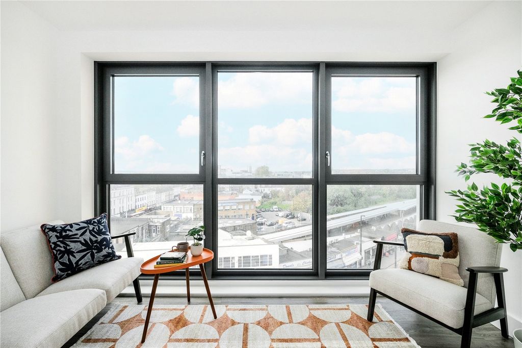 Property photo 3 of 9 Picture No. 06