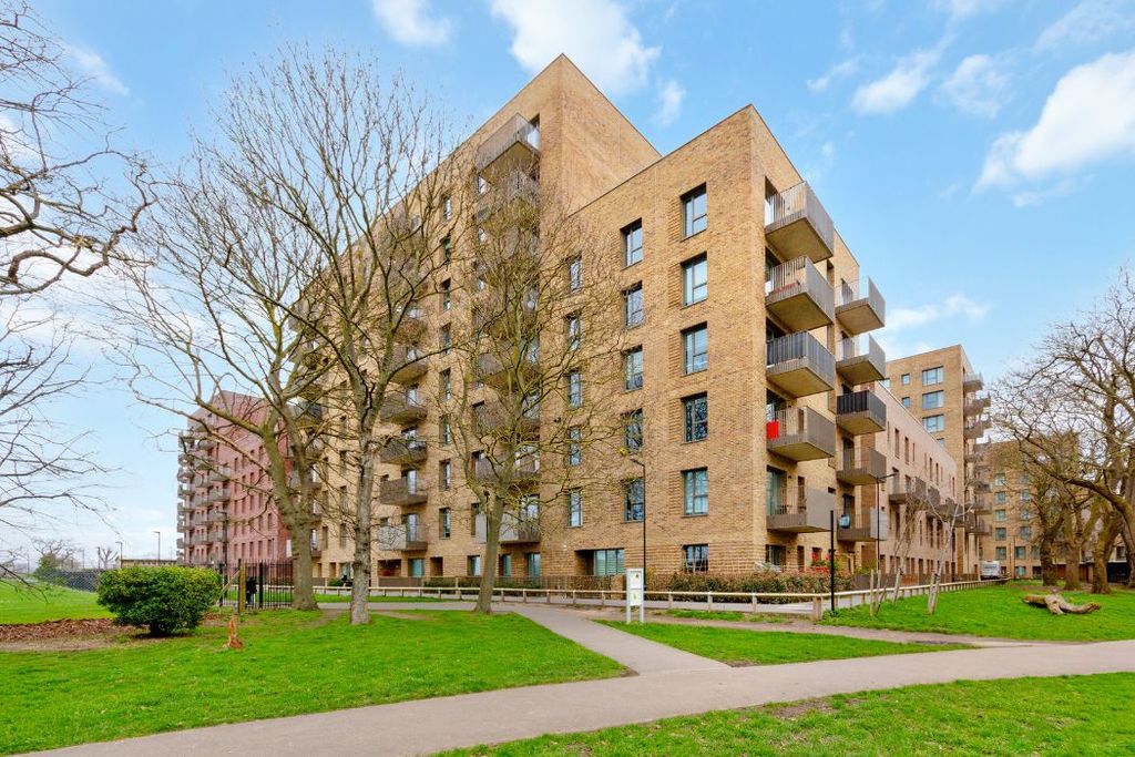 Property photo 1 of 1