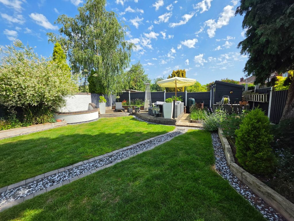 Property photo 2 of 26