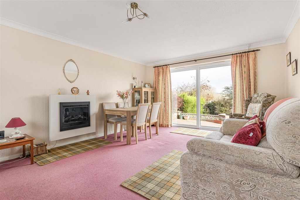 Property photo 2 of 19 28_67051.Jpg